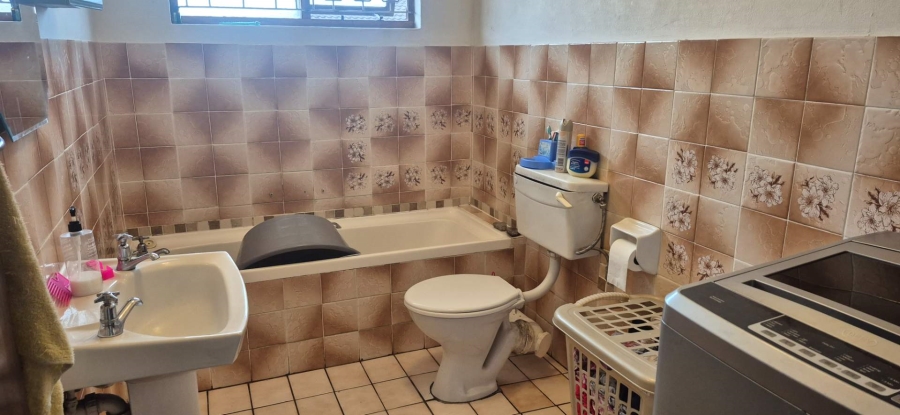 3 Bedroom Property for Sale in Braelyn Eastern Cape